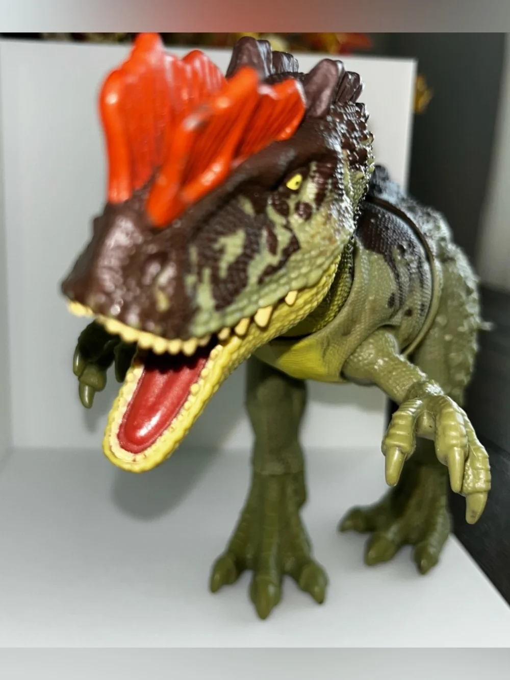Jurassic World Dominion Massive Yangchuanosaurus 14.5” Action Figure